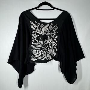 La Xicuina Hand Embroidered Linen Top One Size Lagenlook Resort Wear Sustainable